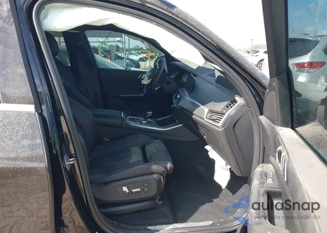 2022 BMW X5 Sdrive40I z USA, uszkodzony, nr VIN 5UXCR4C01N9M36296